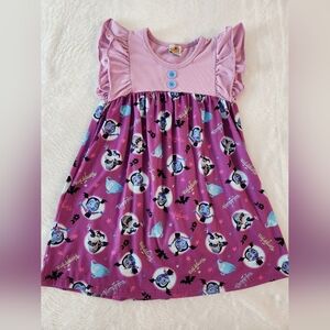 EUC Little girls size 6/7 Vampirina dress